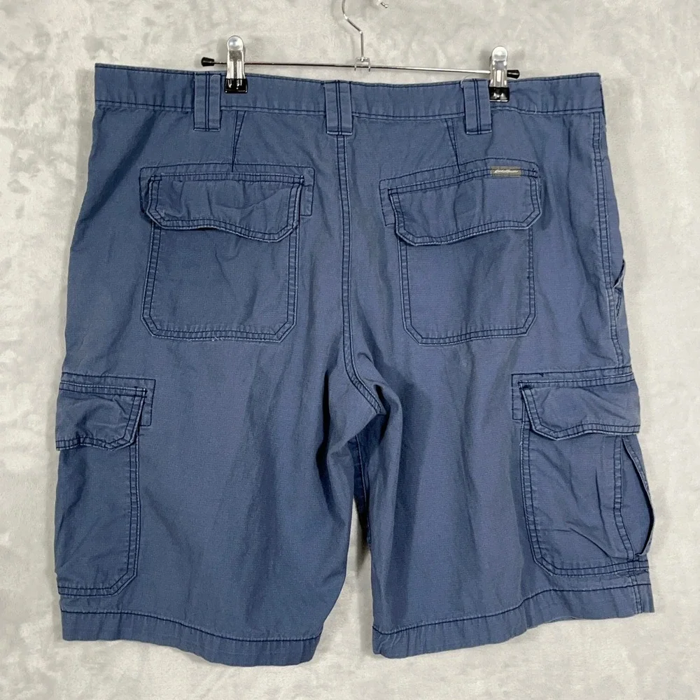 Eddie Bauer ***some wash